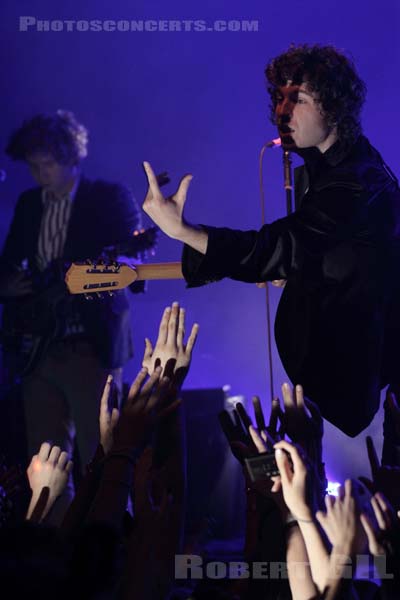 THE KOOKS - 2011-06-07 - PARIS - La Cigale - 